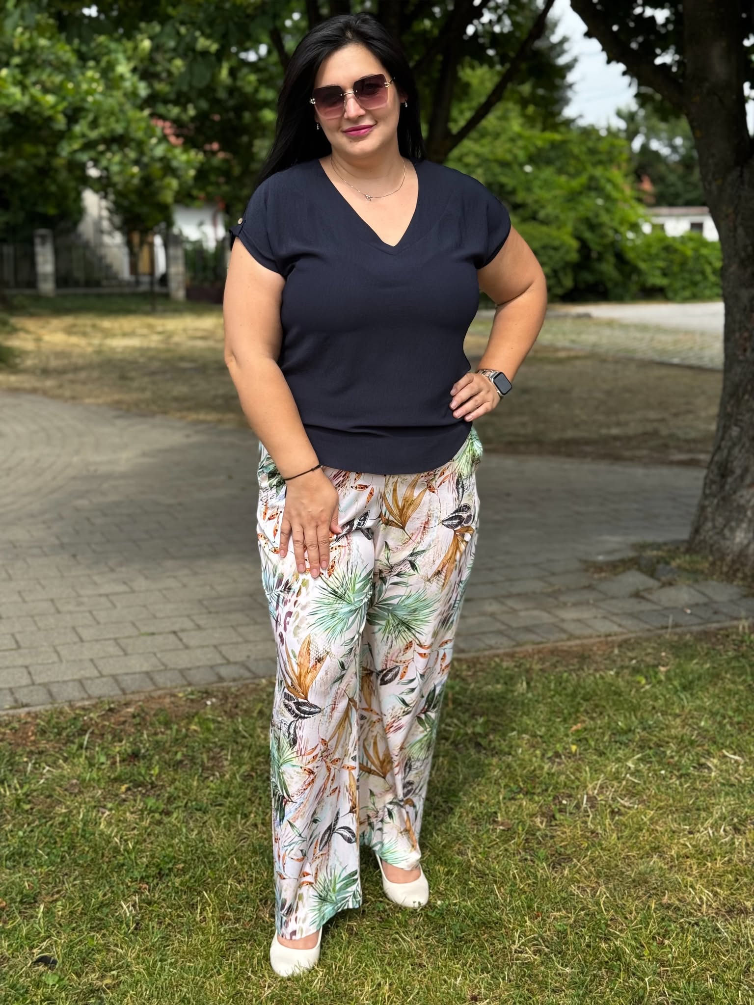 Livello levél mintás derékban gumis bőszárú nadrág - Image 3