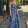 Selyem ruha egyedi mintával Seherezádé kék-arany - acélkék | MyBerill Boutique