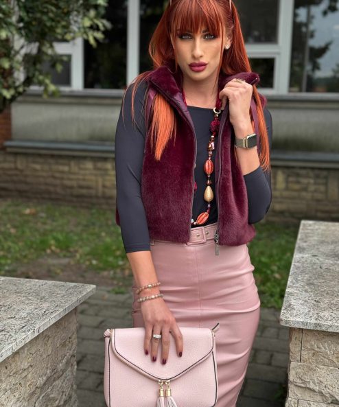 Alternative view of Monari bordó szőrme mellény