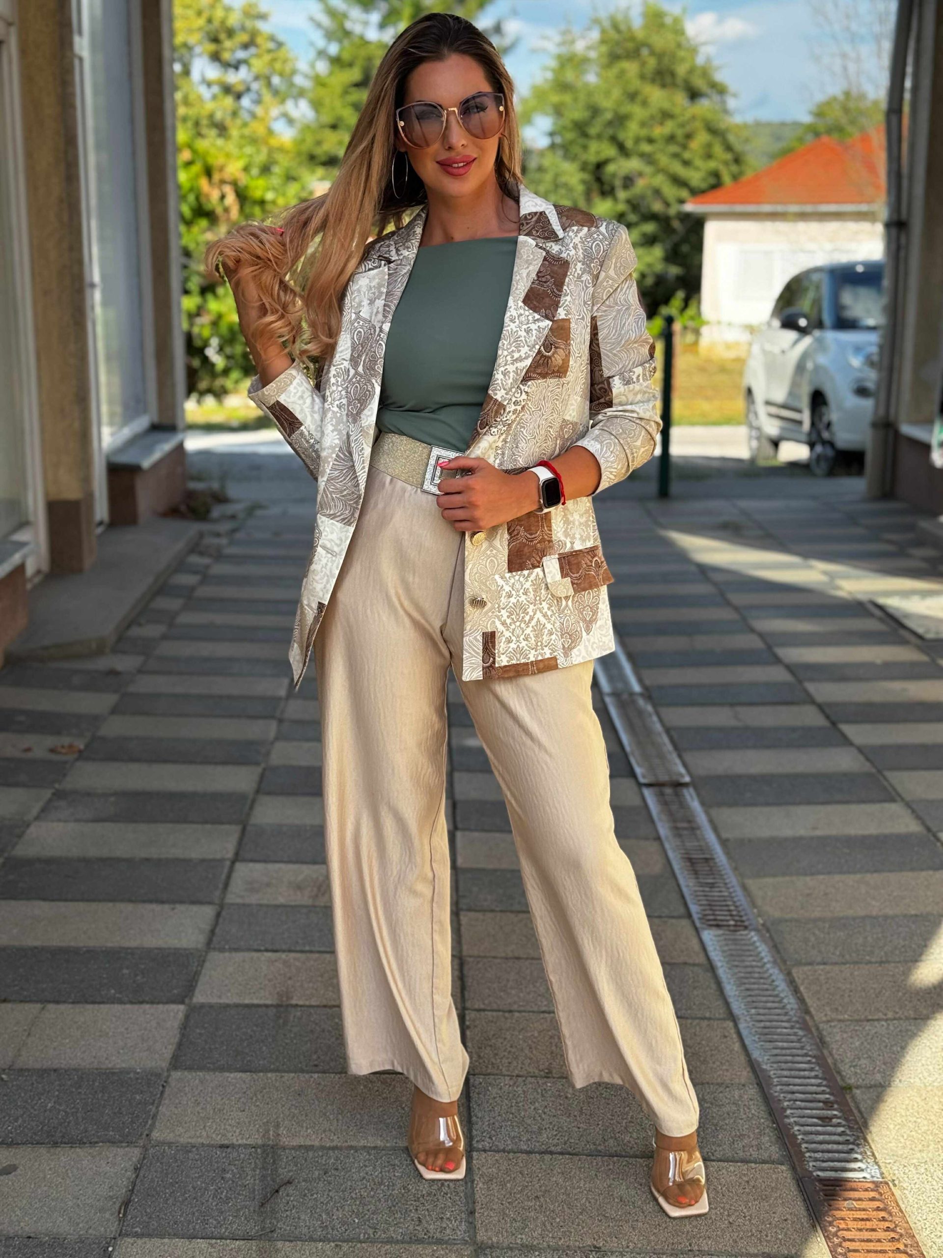Livello bézs derékban gumis bőszárú nadrág - bézs, 2. kép | MyBerill Boutique