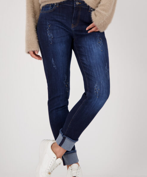 Monari koptatott farmer díszes gyöngyökkel