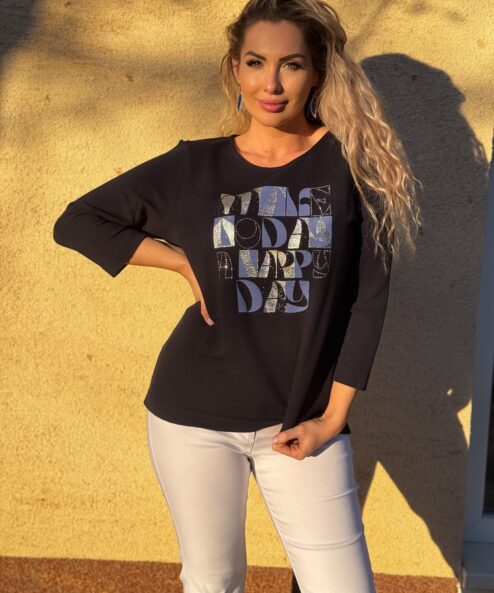 A Navigazione sötétkék 3/4 ujjú pulóver – Modern, mutatós dizájn alternatív nézete