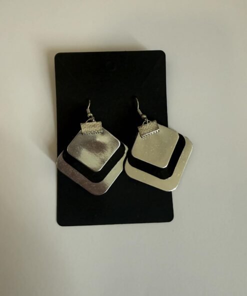 LEYA bőr kézműves fülbevaló monocrome - fekete, 3. kép | MyBerill Boutique