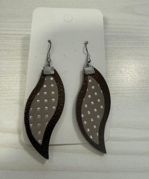 LEYA bőr kézműves fülbevaló hullám duo - arany, 8. kép | MyBerill Boutique